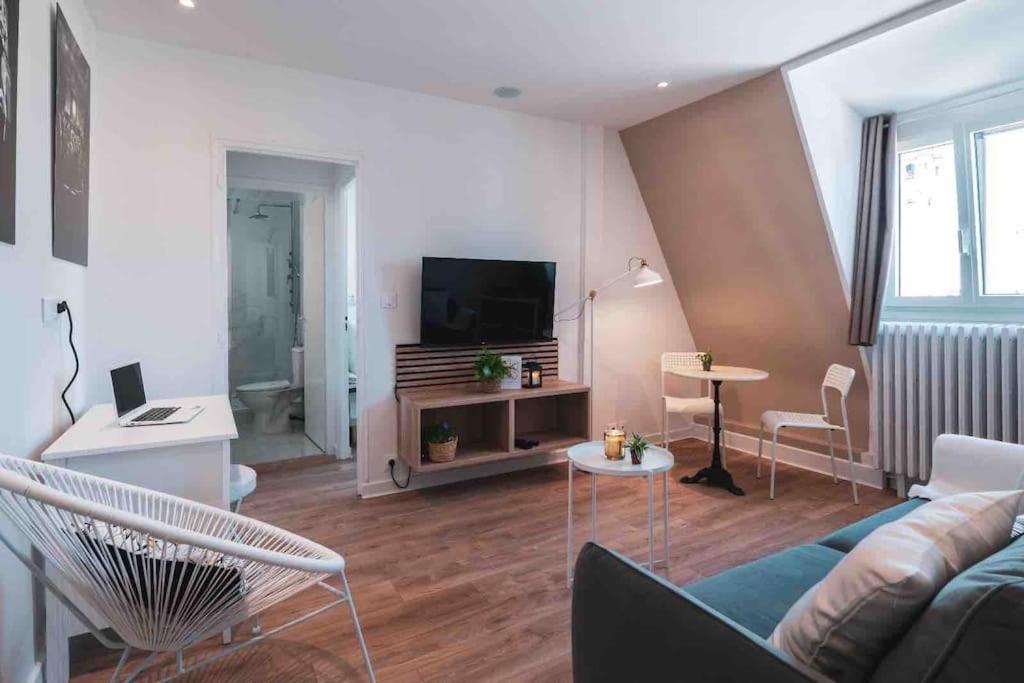 La Suite 7 Gite Urbain Charleville-Mézières Exterior foto